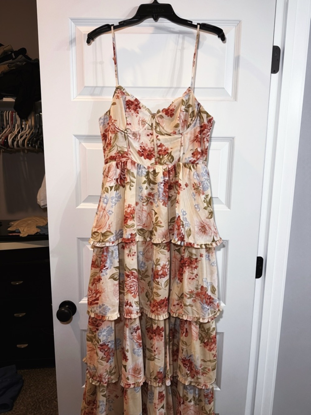 Vici Cream Floral High-Low Tiered Maxi Dress